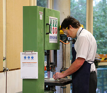 Yr 9 DT Materials Hero V2