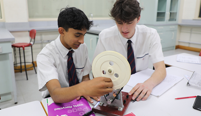 Yr11 Physv2 Image2