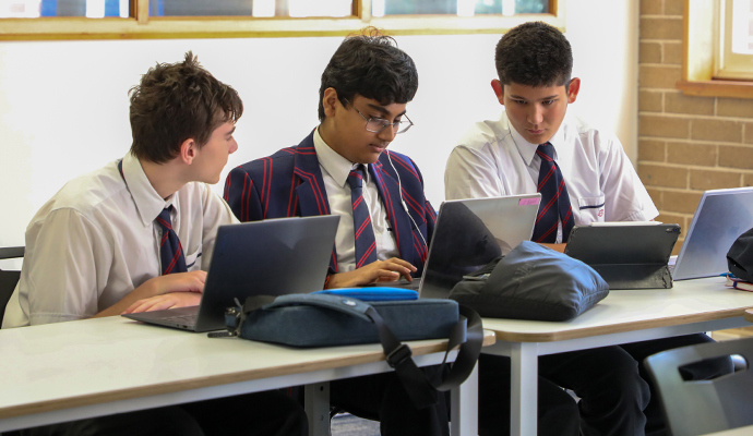 Yr9 Globalv2 Image1